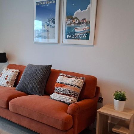 Saltwater Suites At Fistral New Quay Εξωτερικό φωτογραφία