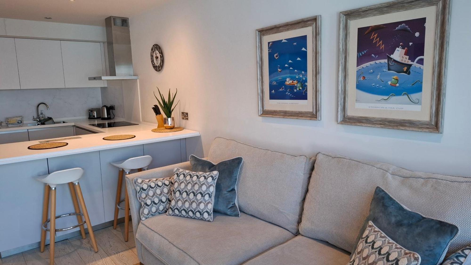 Saltwater Suites At Fistral New Quay Δωμάτιο φωτογραφία
