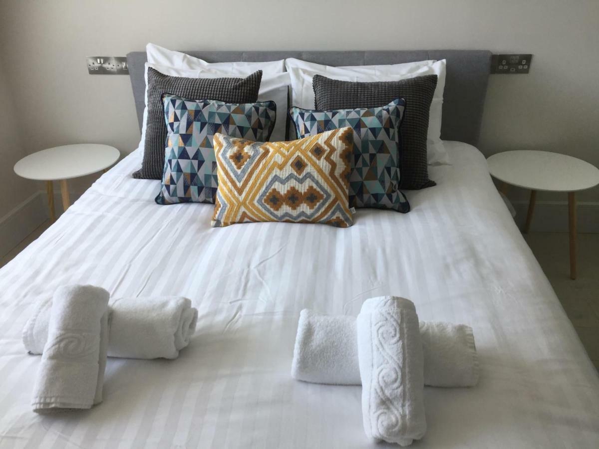 Saltwater Suites At Fistral New Quay Εξωτερικό φωτογραφία