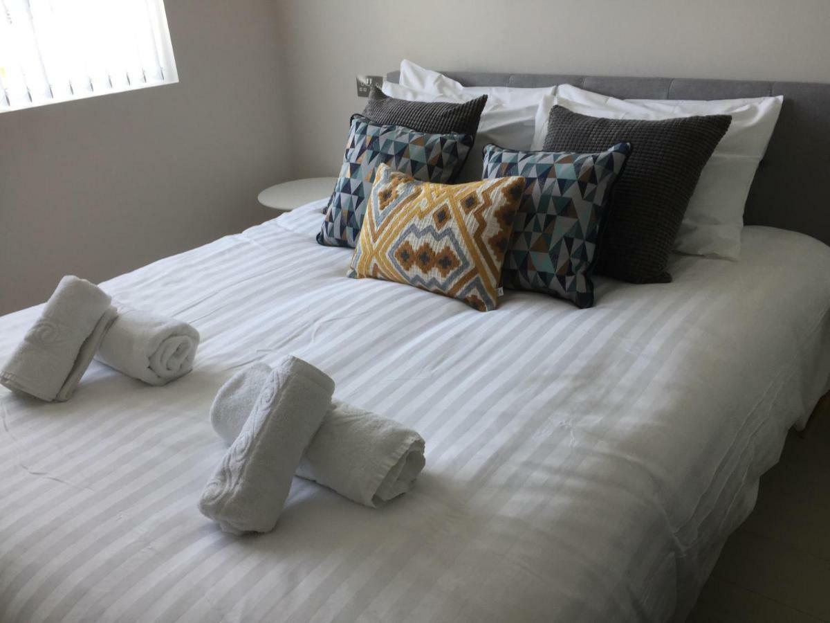 Saltwater Suites At Fistral New Quay Εξωτερικό φωτογραφία