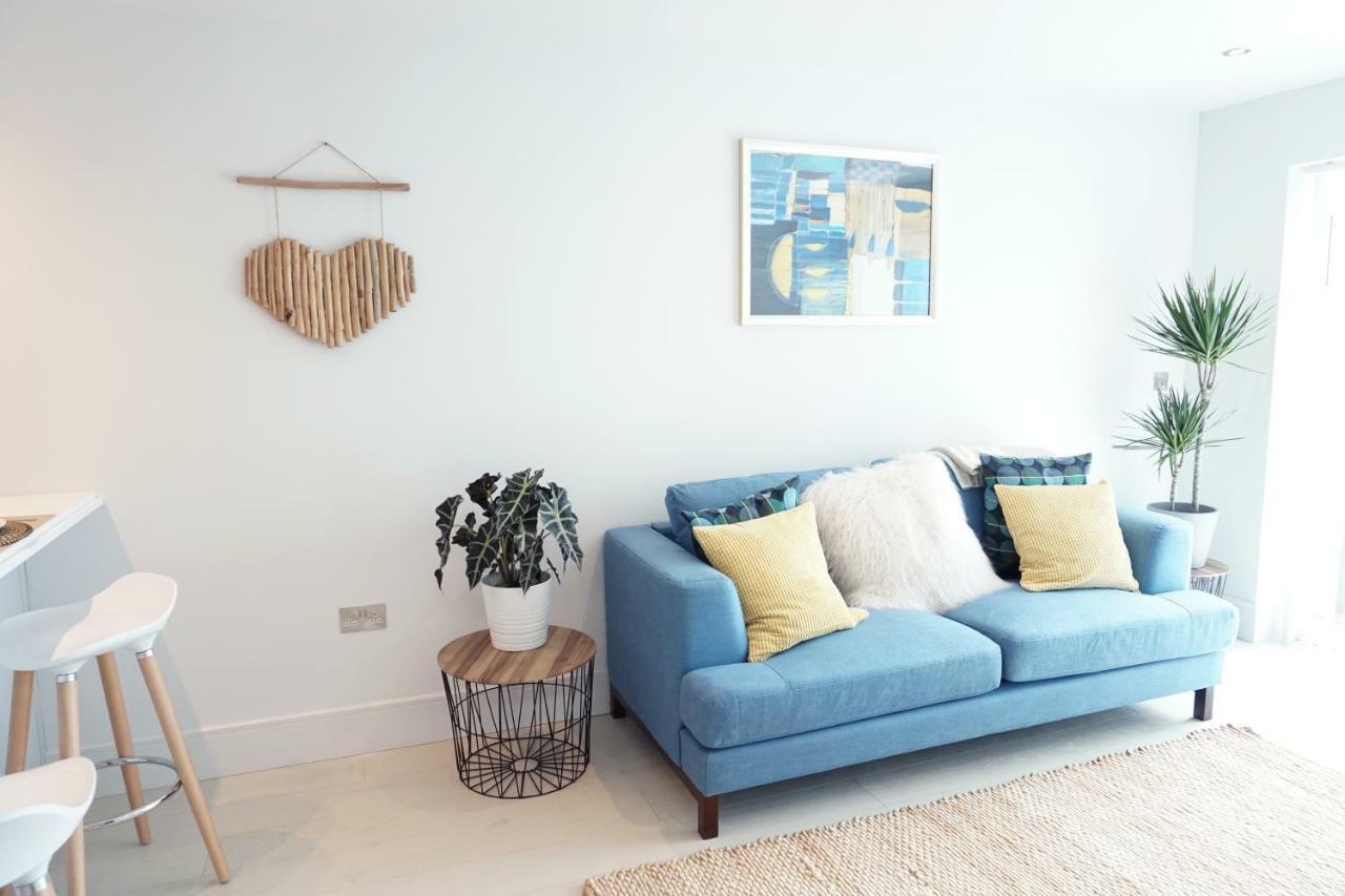 Saltwater Suites At Fistral New Quay Εξωτερικό φωτογραφία