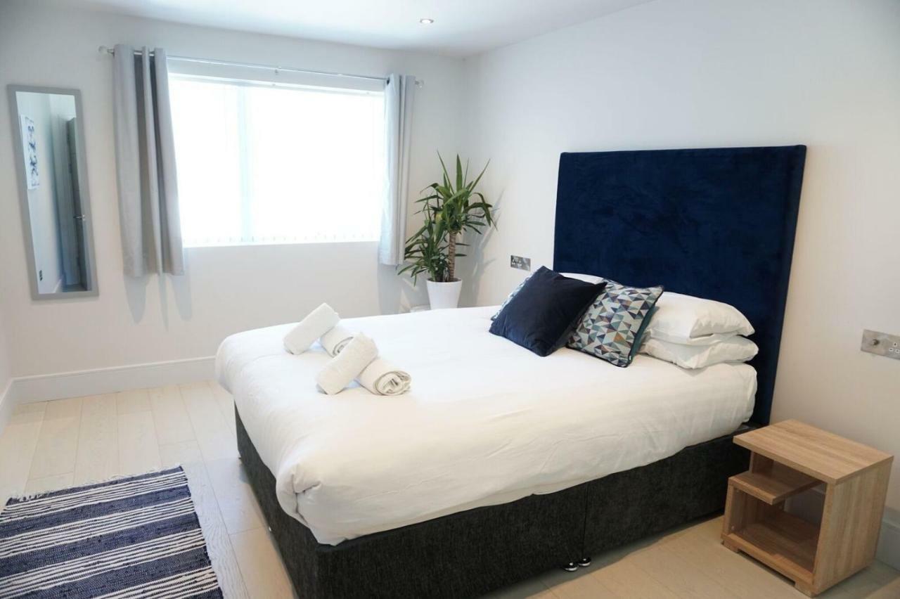 Saltwater Suites At Fistral New Quay Εξωτερικό φωτογραφία
