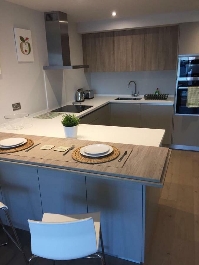 Saltwater Suites At Fistral New Quay Εξωτερικό φωτογραφία