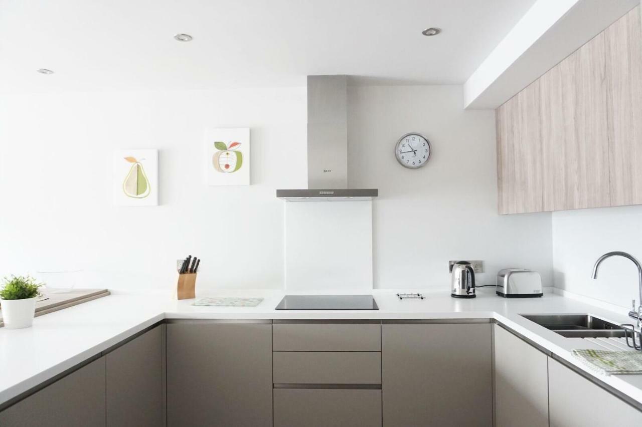 Saltwater Suites At Fistral New Quay Εξωτερικό φωτογραφία