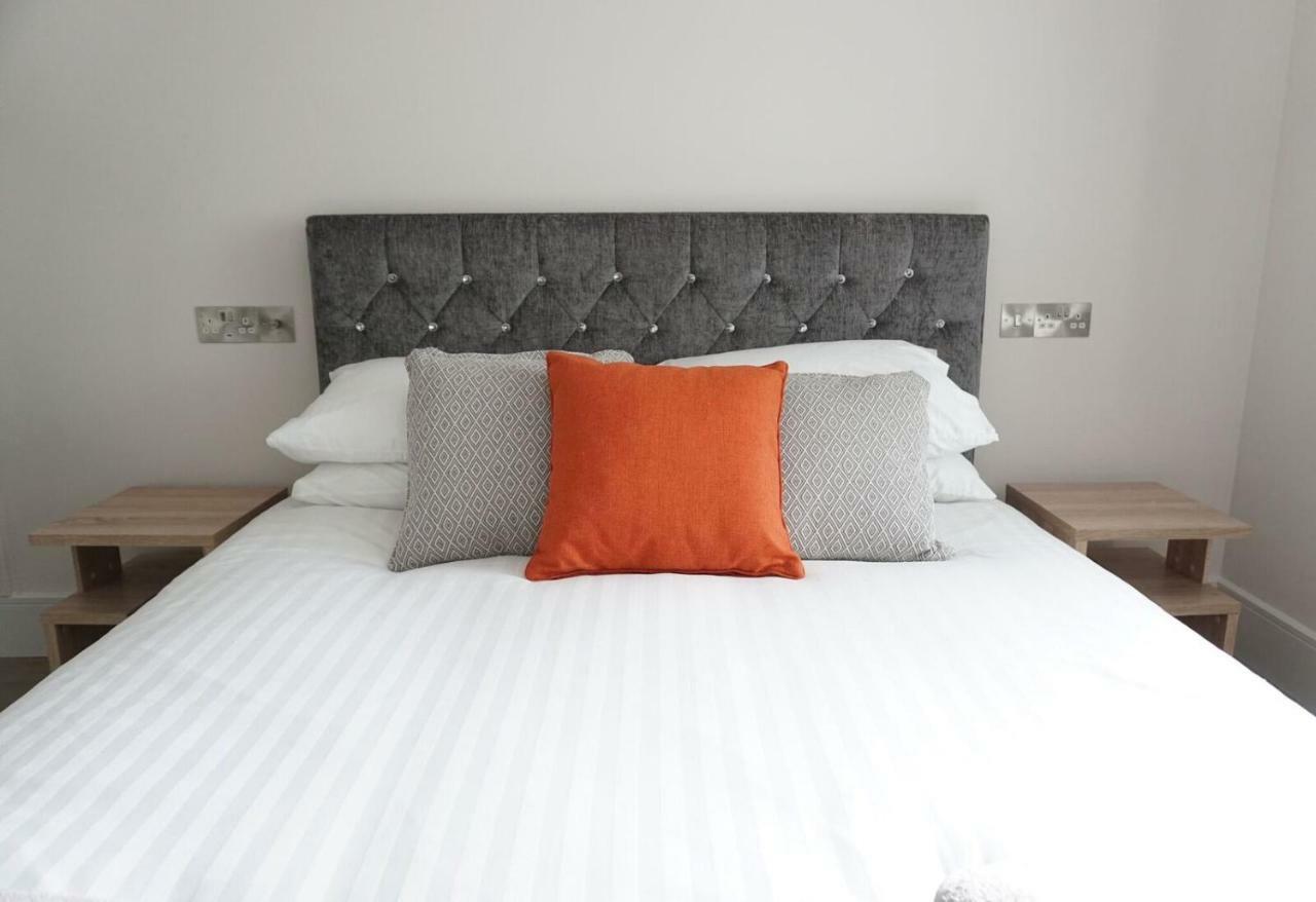 Saltwater Suites At Fistral New Quay Εξωτερικό φωτογραφία